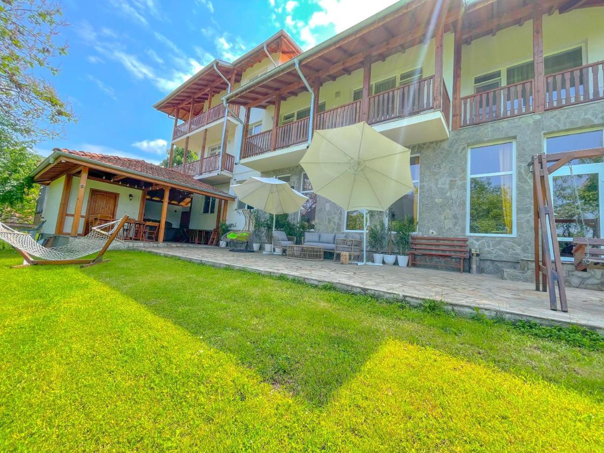 Guest House Au Nature Golyama Zhelyazna Extérieur photo
